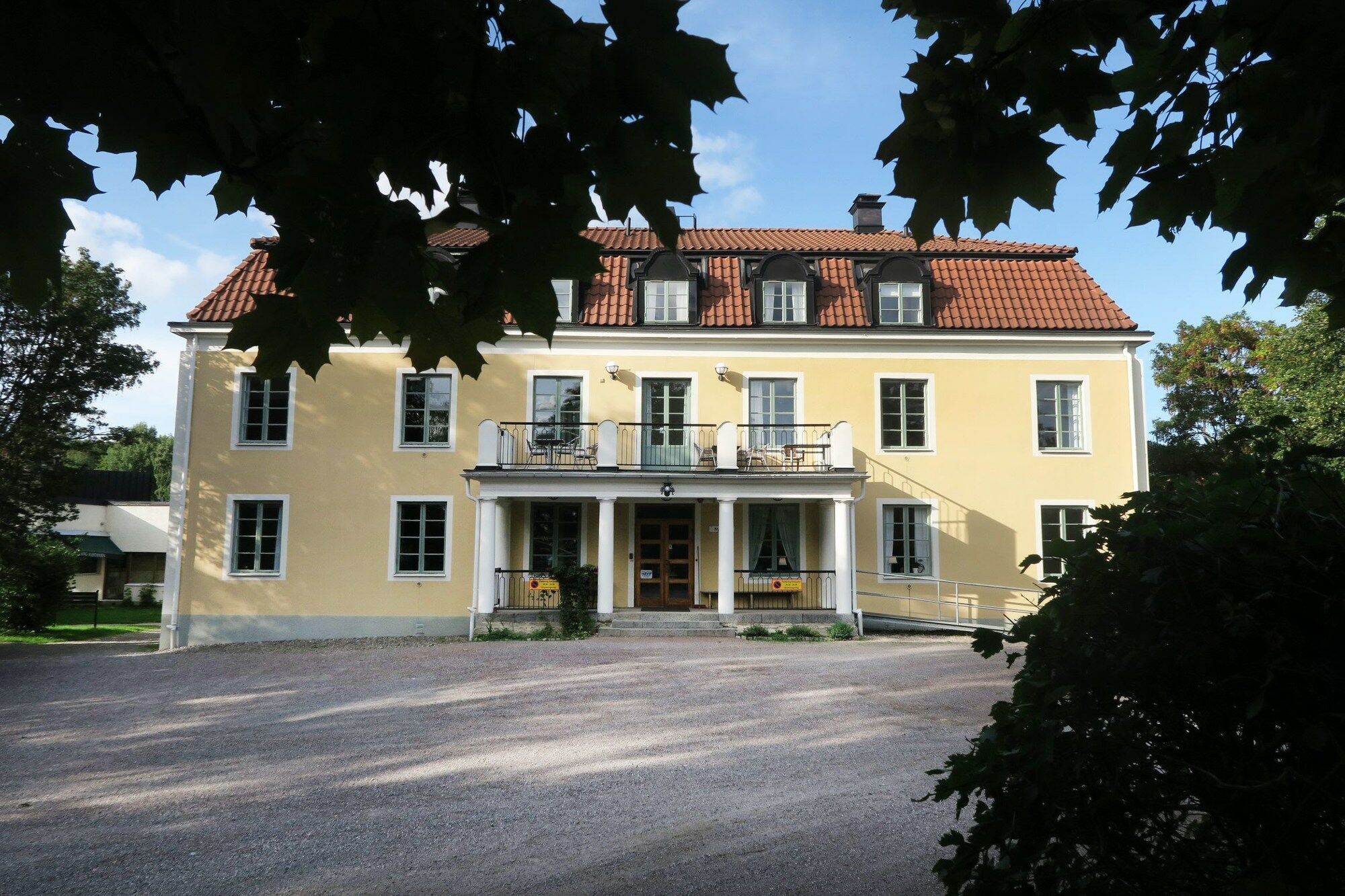 Hagabergs Konferens & Vandrarhem Sodertalje Exterior photo